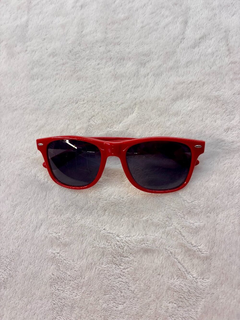 Washington FCCLA Red Sunglasses --- Great Condition!!